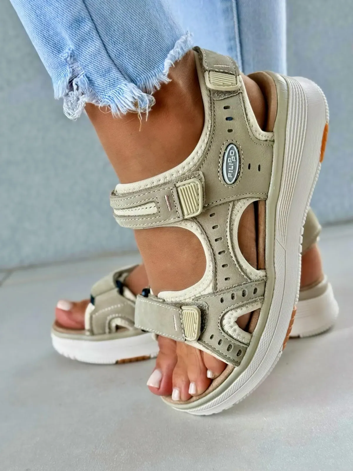 Sandały damskie ze skóry naturalnej