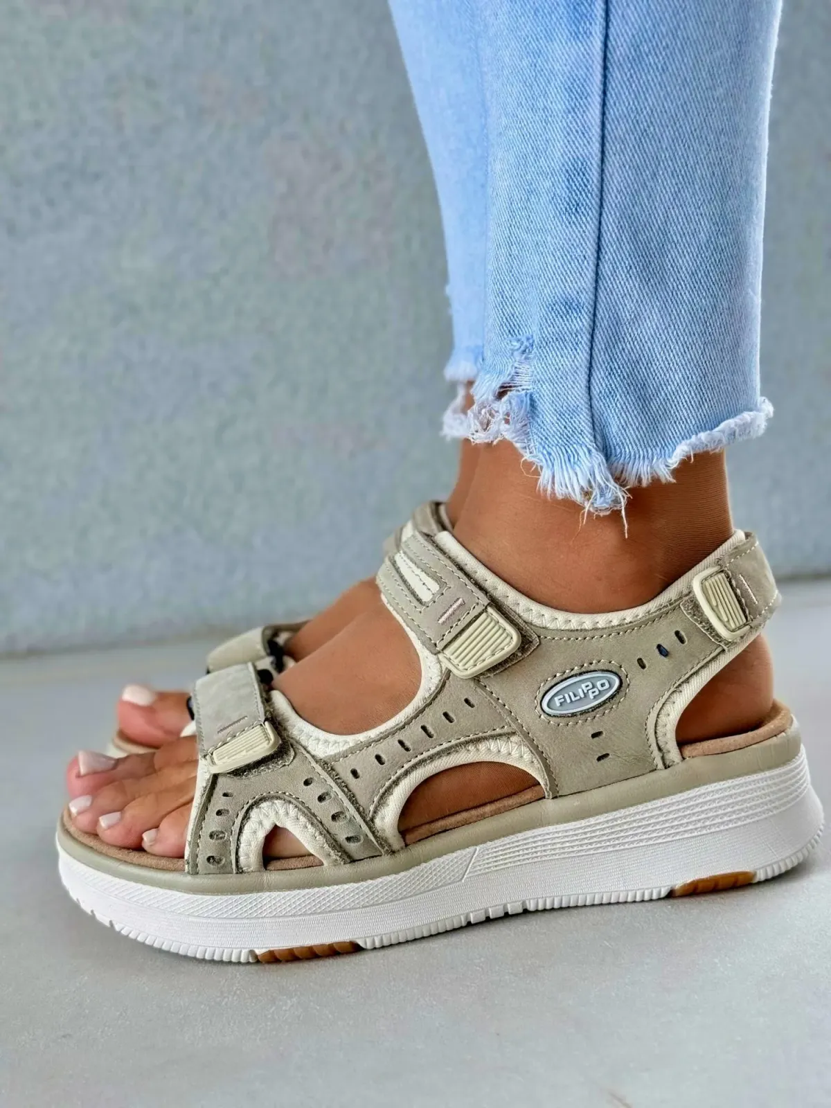 Sandały damskie ze skóry naturalnej