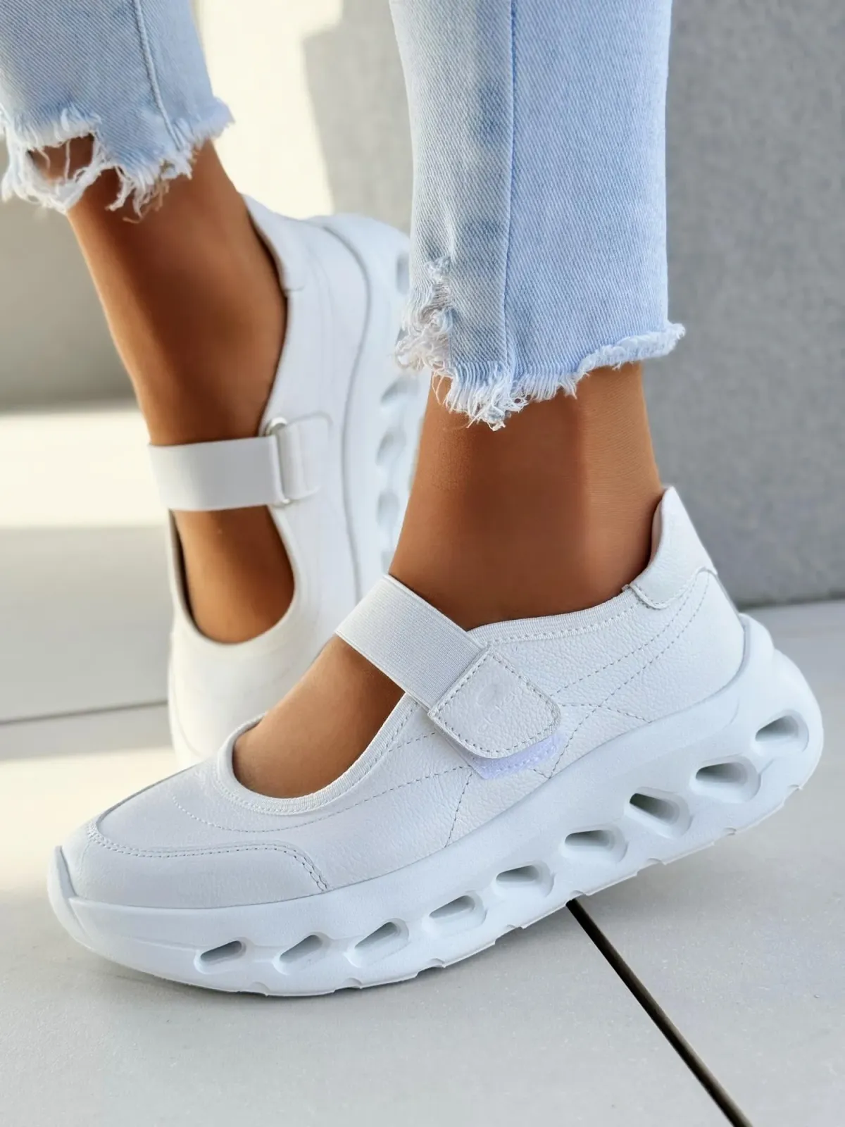 Sneakersy damskie OLEKSY ze skóry naturalnej Polskiej produkcji