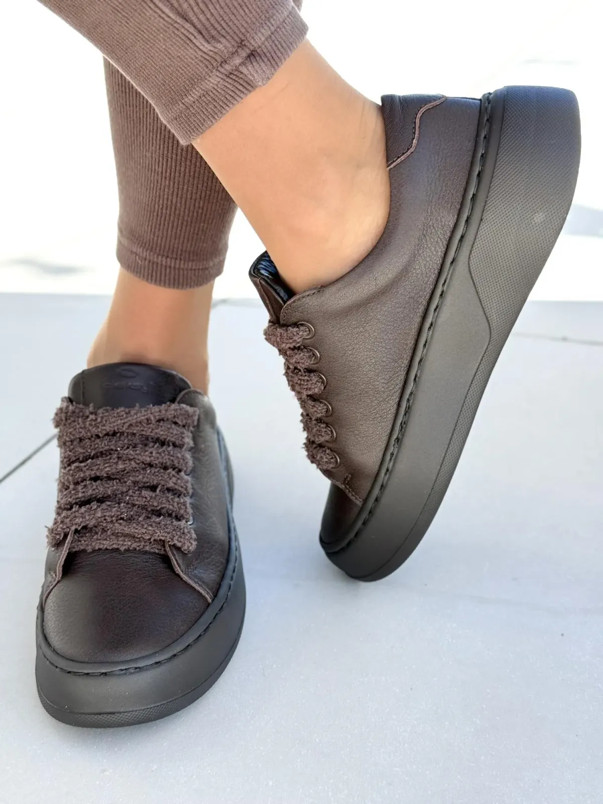 Sneakersy damskie OLEKSY ze skóry naturalnej Polskiej produkcji