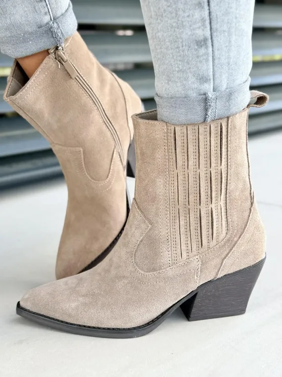 Kowbojki damskie ze skóry naturalnej