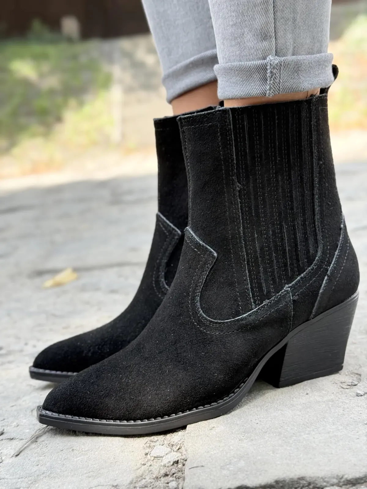 Kodbojki damskie ze skóry naturalnej