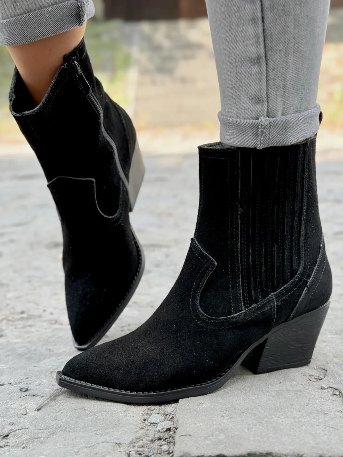 Kodbojki damskie ze skóry naturalnej