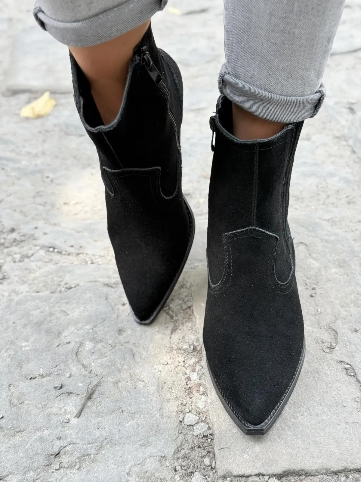 Kodbojki damskie ze skóry naturalnej