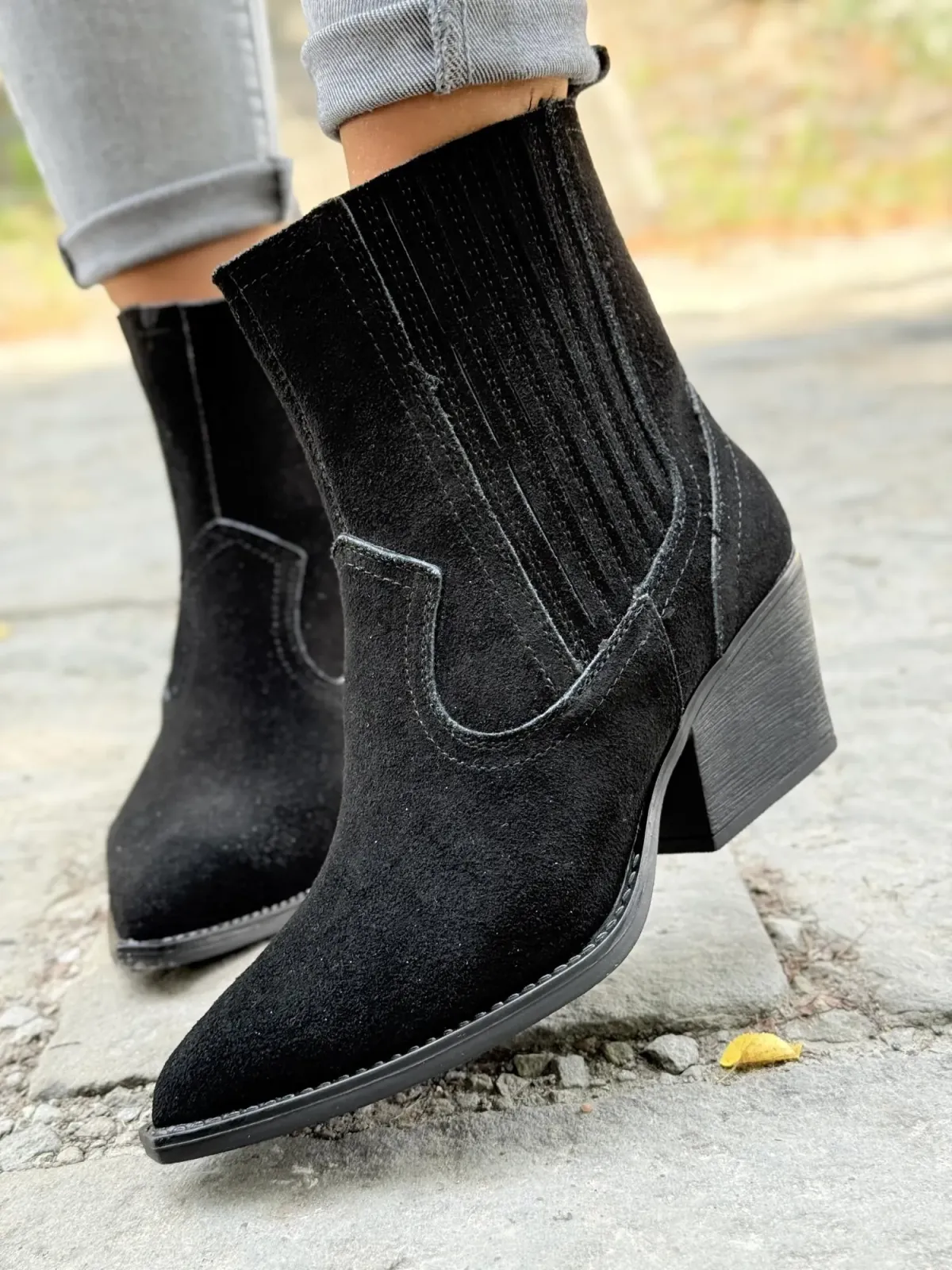 Kodbojki damskie ze skóry naturalnej