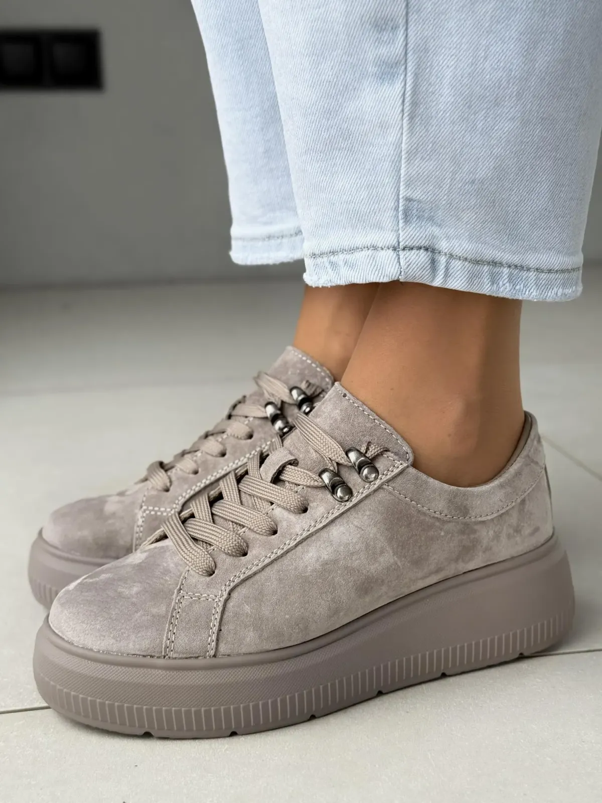 Sneakersy damskie ze skóry naturalnej