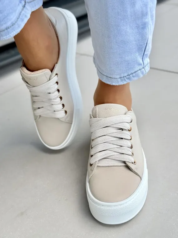 Beżowe sneakersy damskie ze skóry naturalnej casual OLEKSY