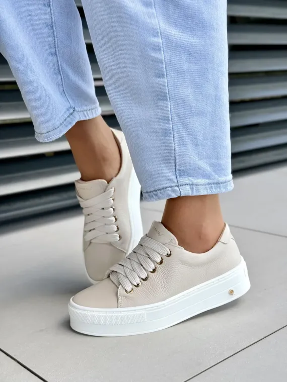 Beżowe sneakersy damskie ze skóry naturalnej casual OLEKSY