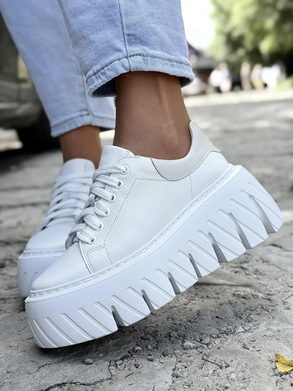 Sneakersy damskie OLEKSY ze skóry naturalnej Polskiej produkcji