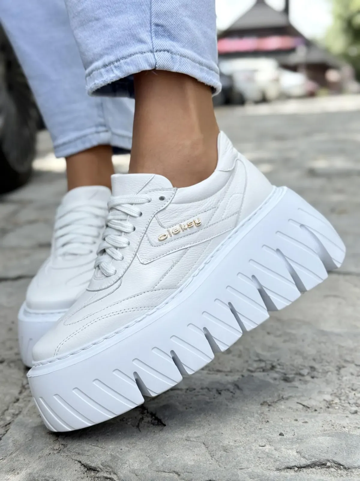 Sneakersy damskie OLEKSY ze skóry naturalnej Polskiej produkcji