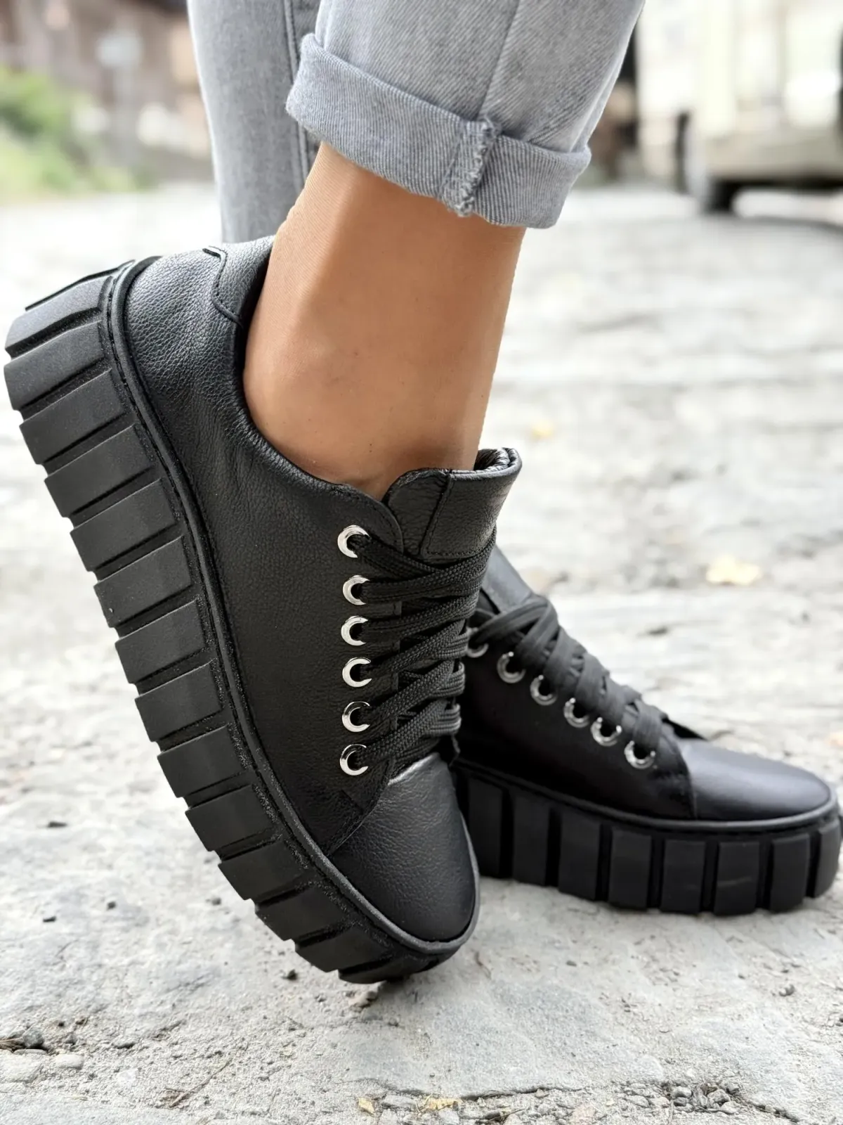 Sneakersy damskie OLEKSY ze skóry naturalnej Polskiej produkcji