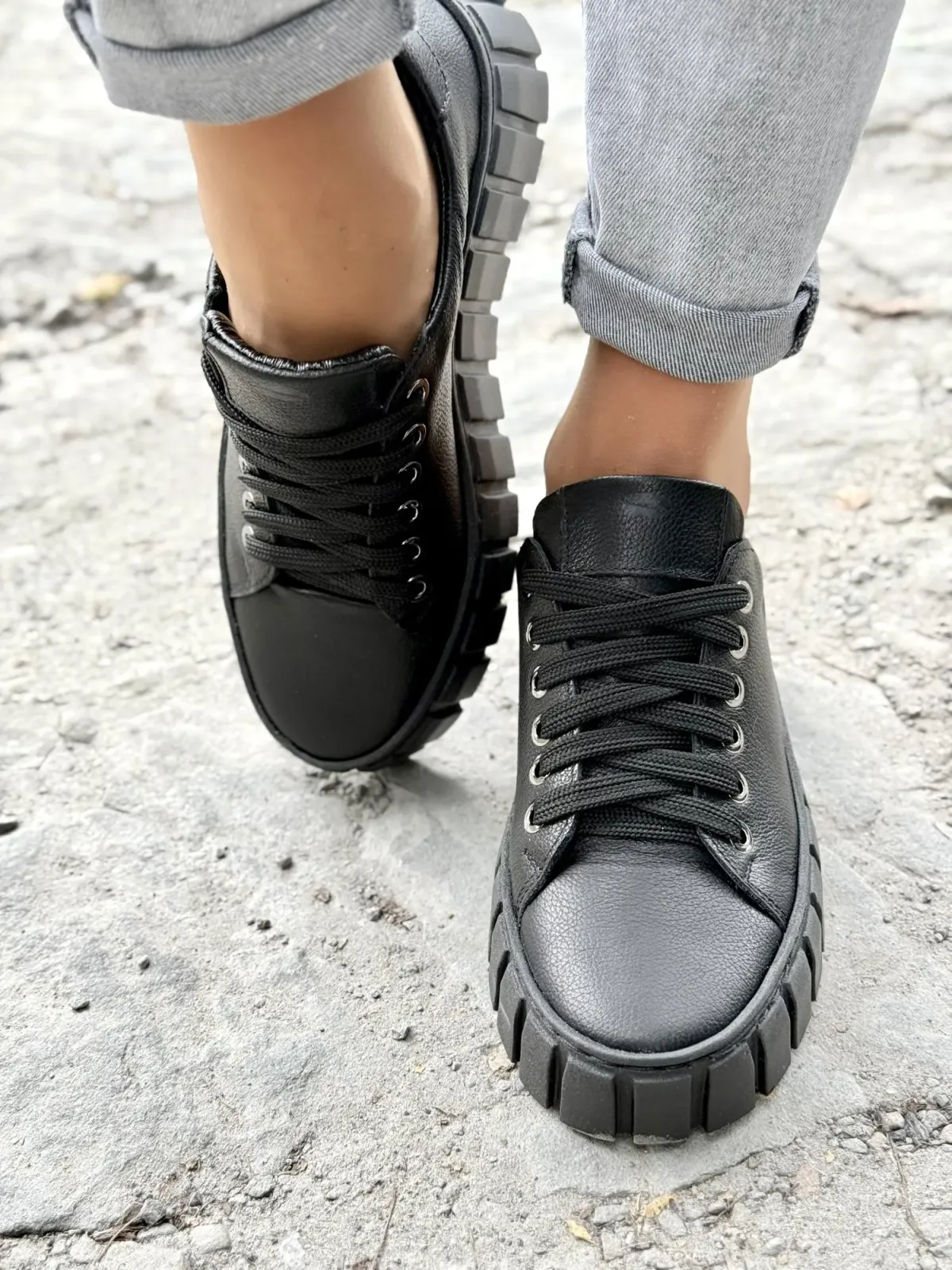 Sneakersy damskie OLEKSY ze skóry naturalnej Polskiej produkcji