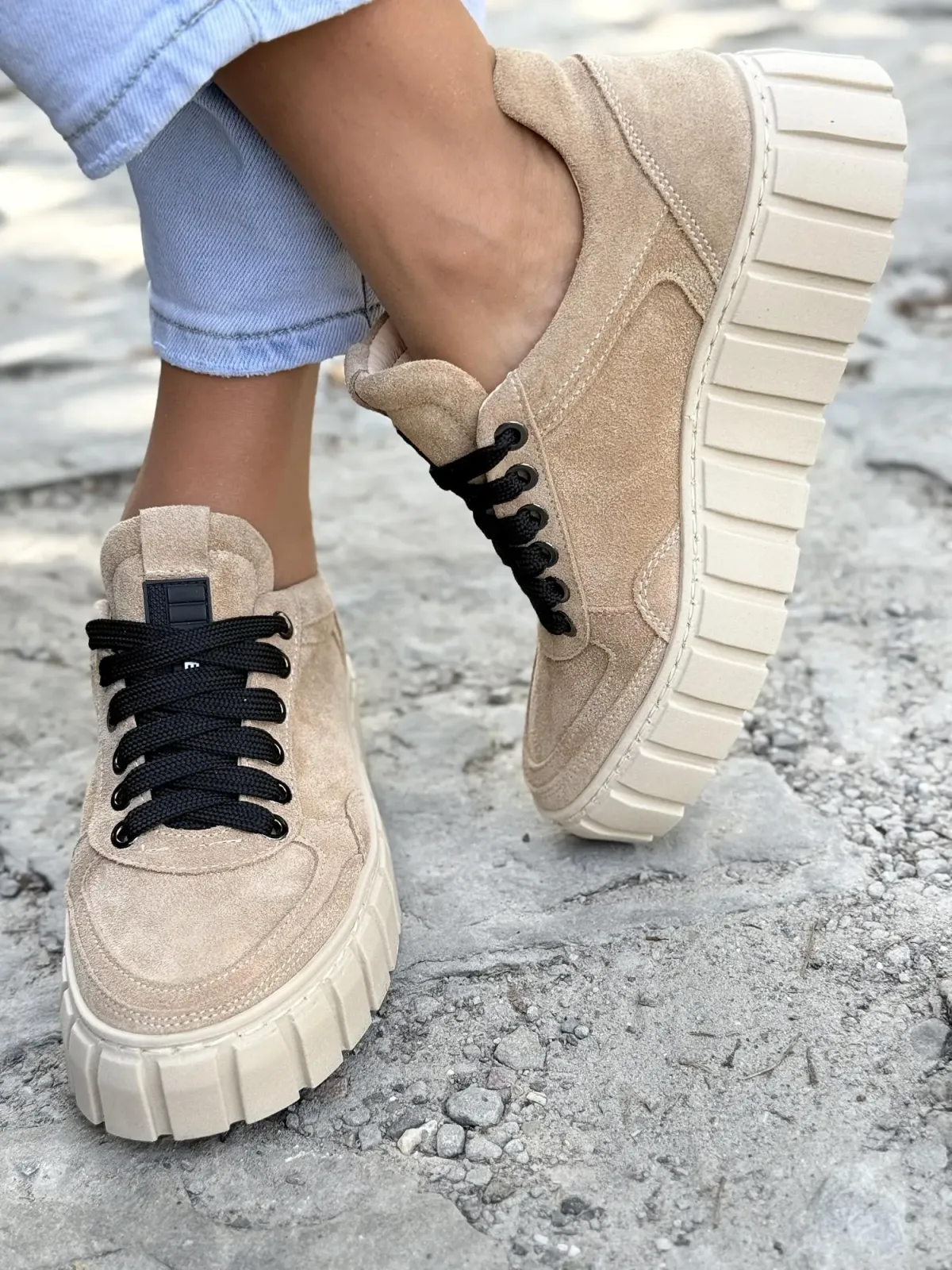 Sneakersy damskie OLEKSY ze skóry naturalnej Polskiej produkcji