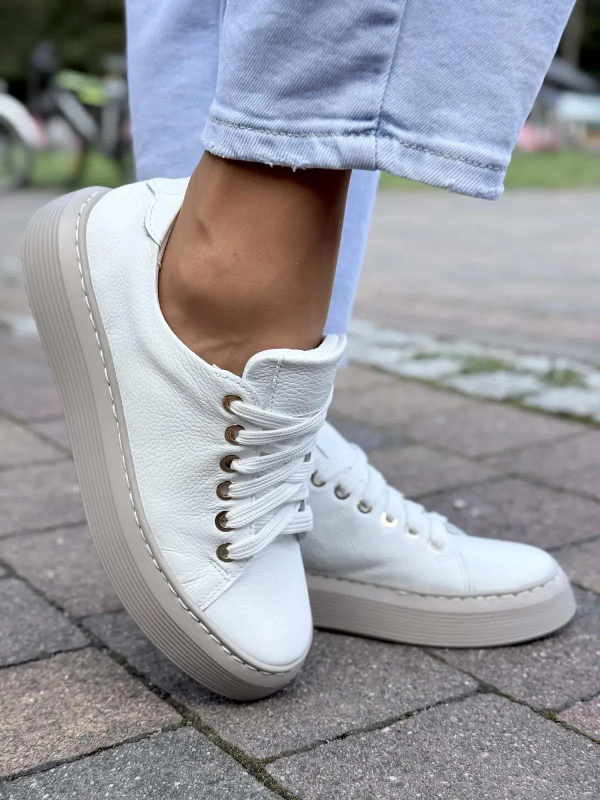Sneakersy damskie OLEKSY ze skóry naturalnej Polskiej produkcji