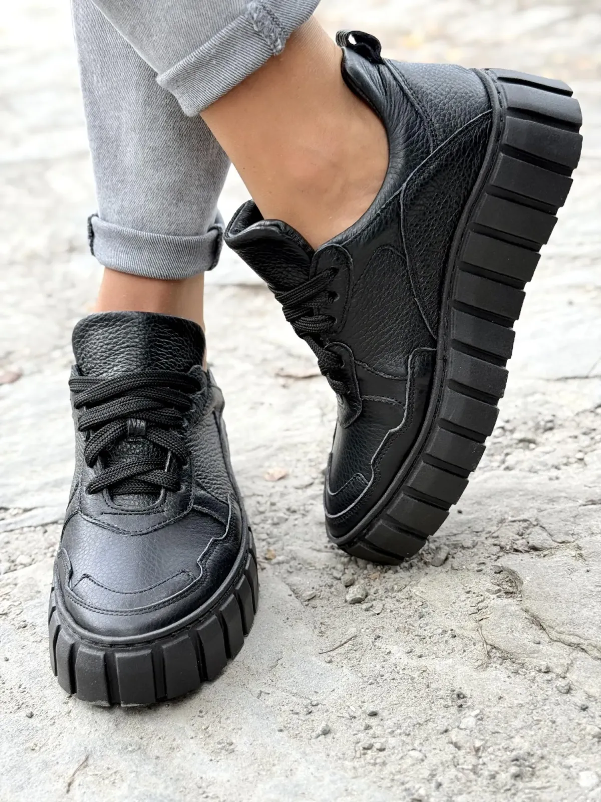 Sneakersy damskie OLEKSY ze skóry naturalnej Polskiej produkcji