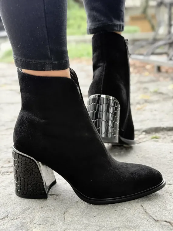 Botki OLEKSY z naturalnej skóry – elegancja i komfort na każdy dzień