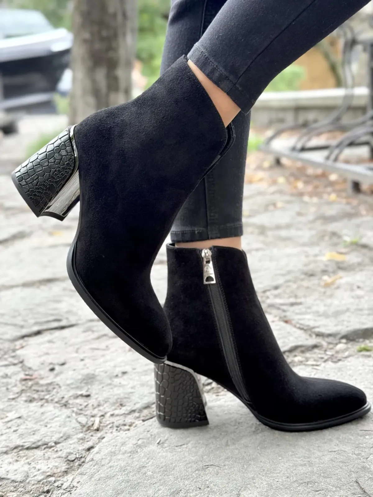 Botki OLEKSY z naturalnej skóry – elegancja i komfort na każdy dzień