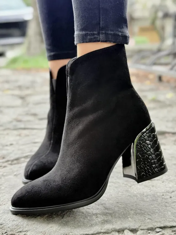 Botki OLEKSY z naturalnej skóry – elegancja i komfort na każdy dzień