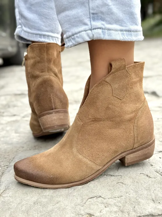 Kowbojki damskie OLEKSY ze skóry naturalnej Polskiej produkcji