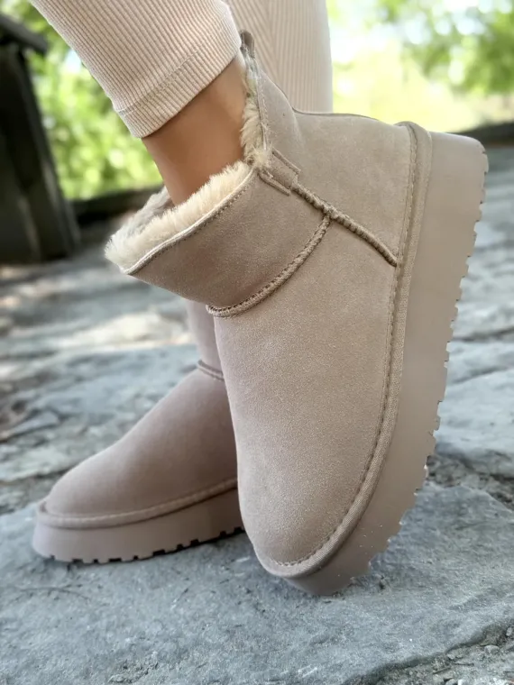 Modne śniegowce ze skóry naturalnej