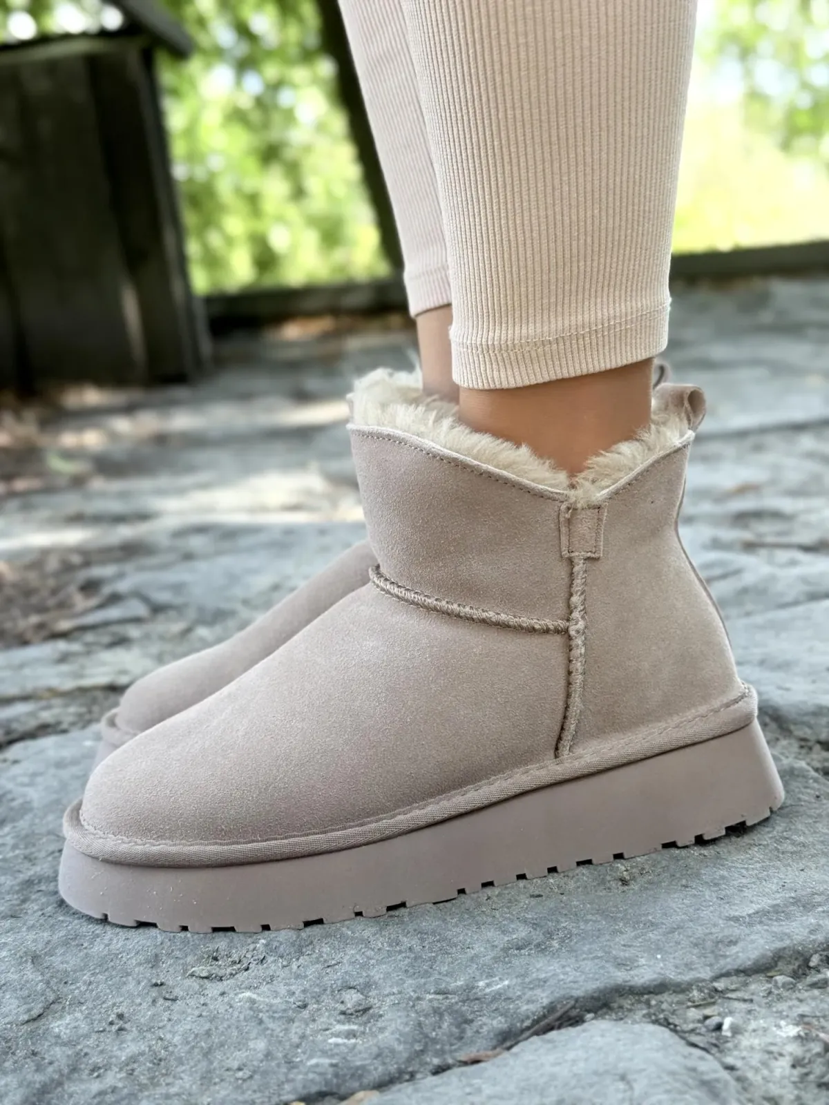 Modne śniegowce ze skóry naturalnej