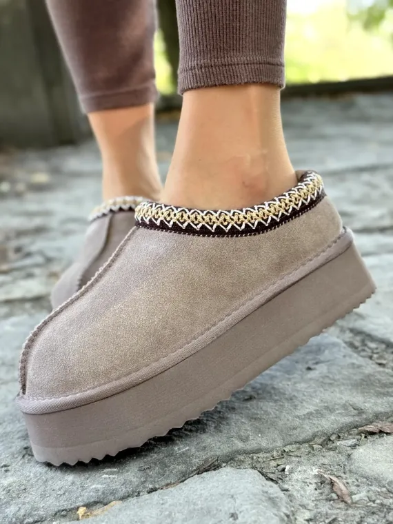 Modne śniegowce ze skóry naturalnej