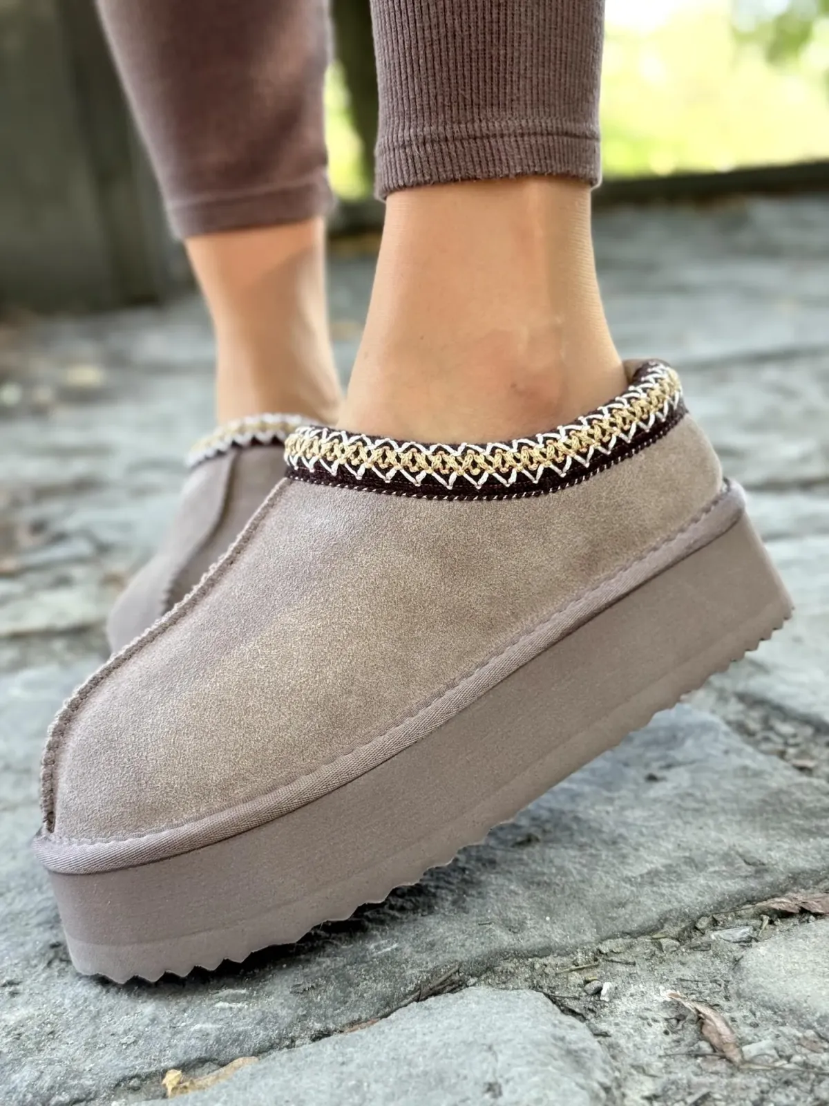 Modne śniegowce ze skóry naturalnej