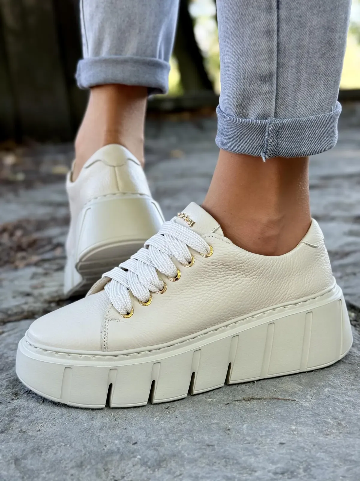 Sneakersy damskie OLEKSY ze skóry naturalnej Polskiej produkcji