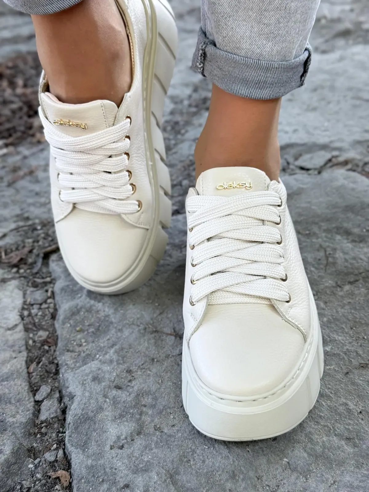 Sneakersy damskie OLEKSY ze skóry naturalnej Polskiej produkcji