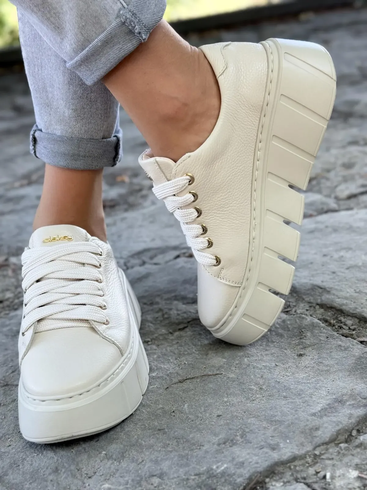 Sneakersy damskie OLEKSY ze skóry naturalnej Polskiej produkcji