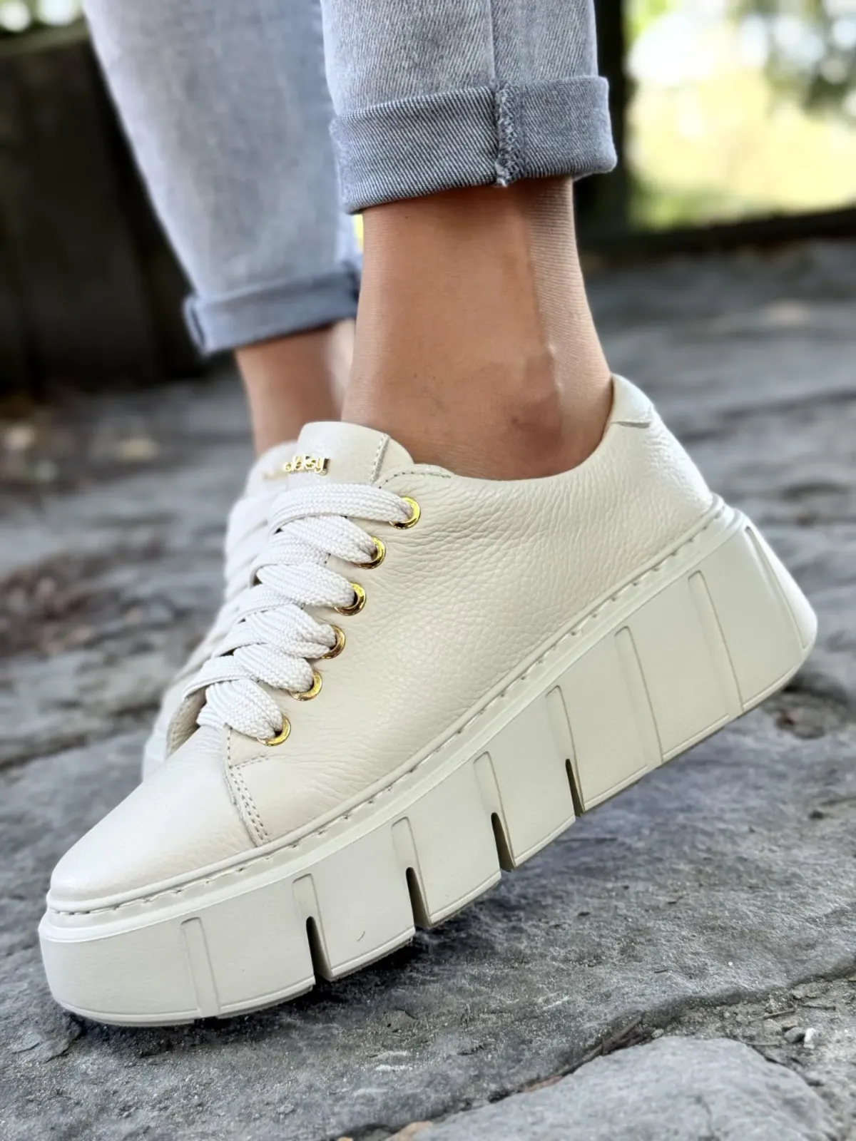 Sneakersy damskie OLEKSY ze skóry naturalnej Polskiej produkcji