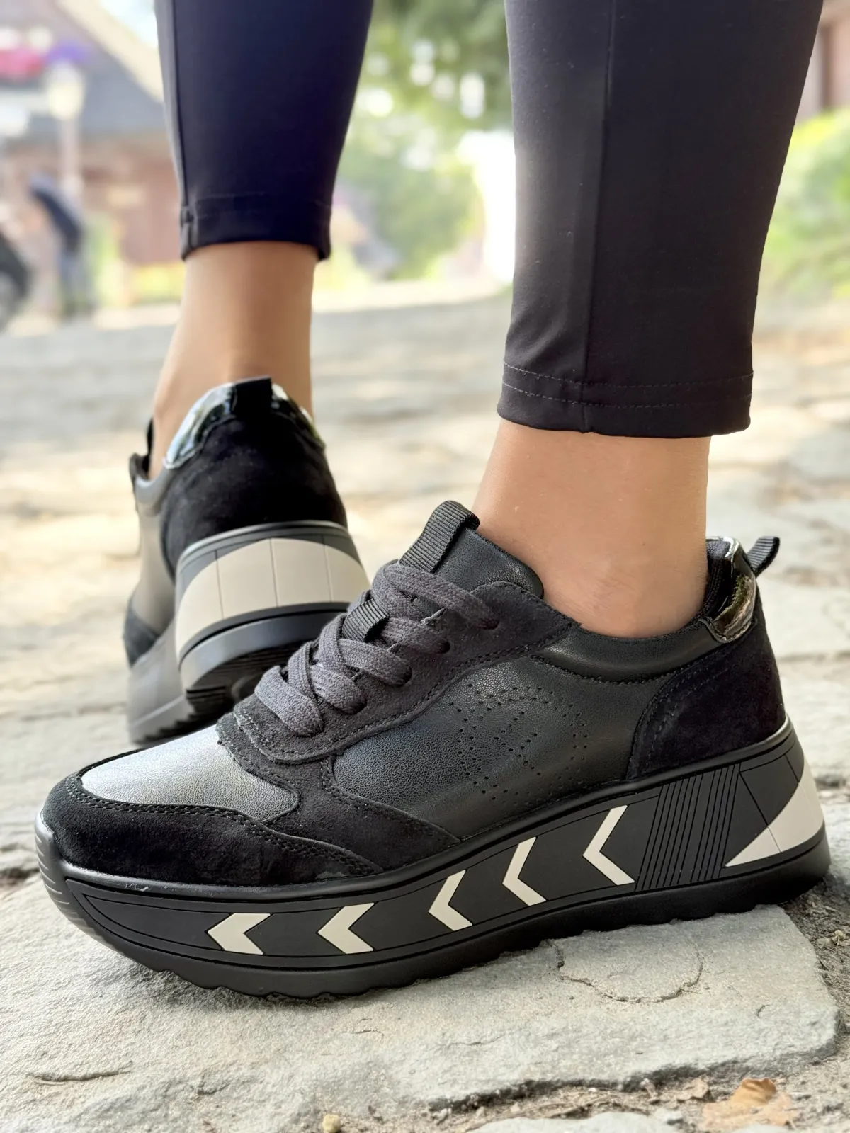 Sneakersy damskie ze skóry naturalnej