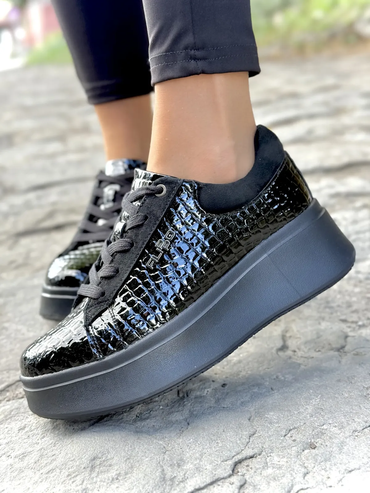 Sneakersy damskie ze skóry naturalnej