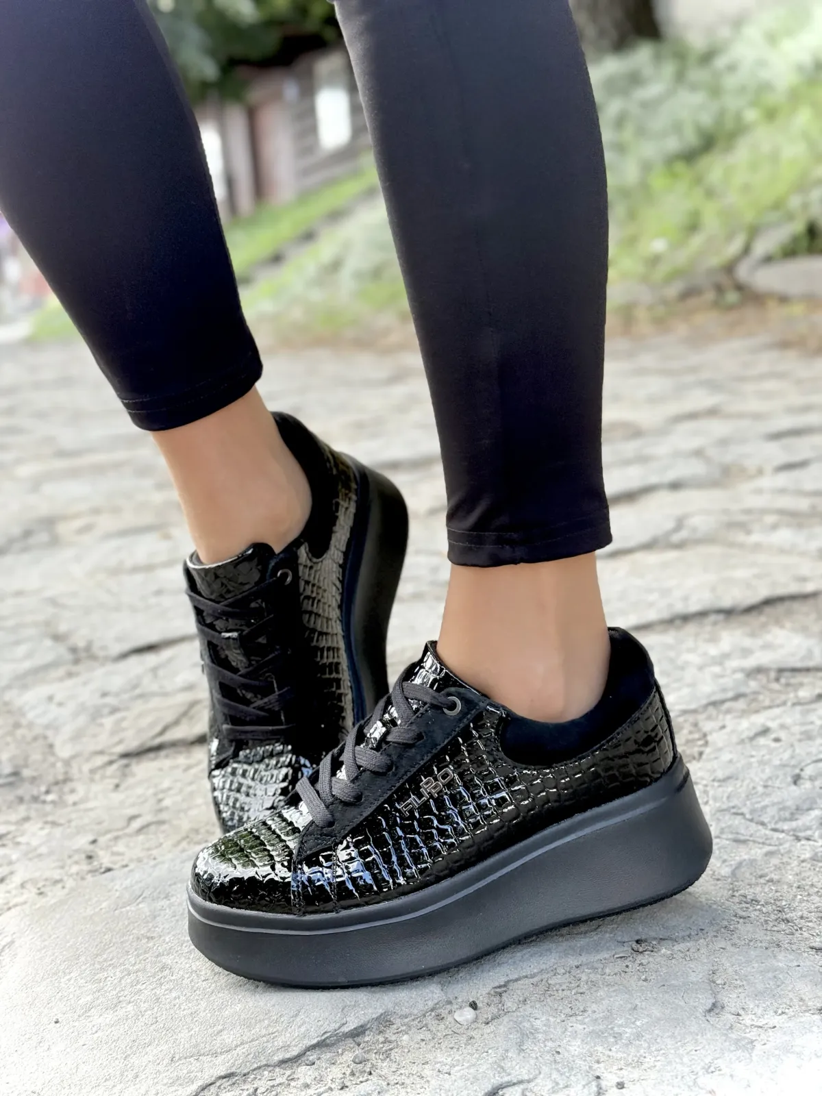 Sneakersy damskie ze skóry naturalnej