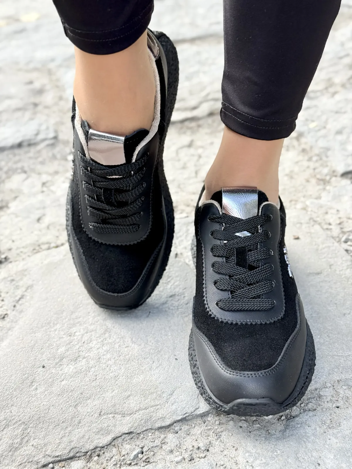 Sneakersy damskie ze skóry naturalnej