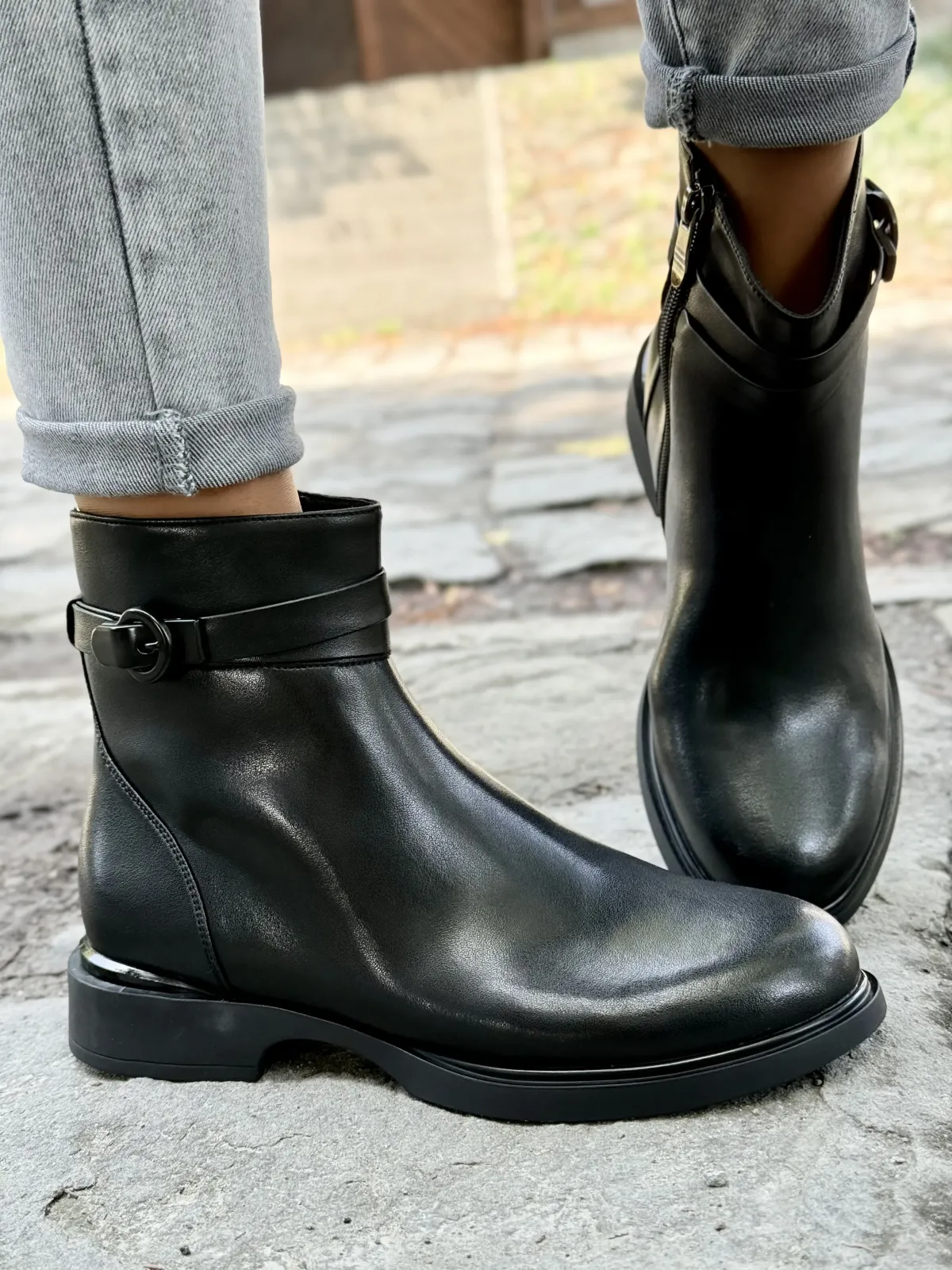 Botki z Naturalnej Skóry – Klasa, Wygoda, Ponadczasowy Styl