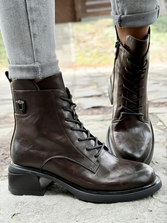 Botki z naturalnej skóry – elegancja, która trwa