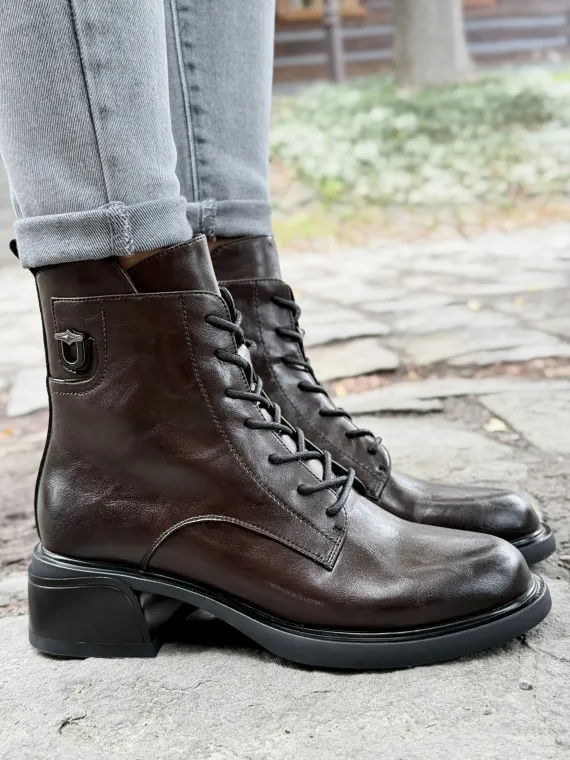 Botki z naturalnej skóry – elegancja, która trwa