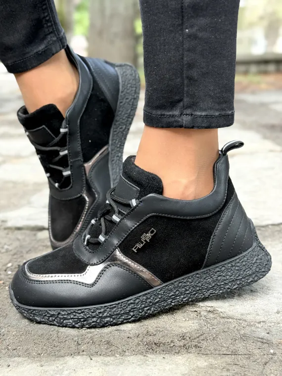 Damskie sneakersy z naturalnej skóry – styl i wygoda na co dzień