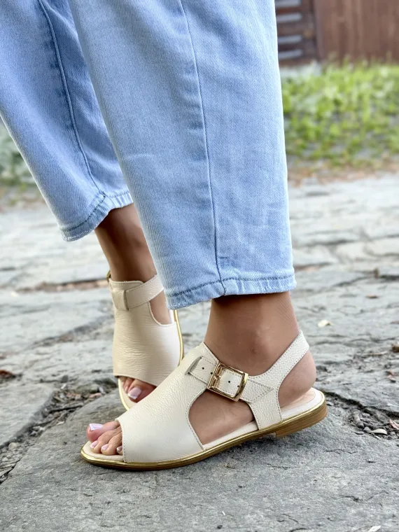 Bezowe-sandaly-OLEKSY--damskie-ze-skory-naturalnej-Polskiej-produkcji