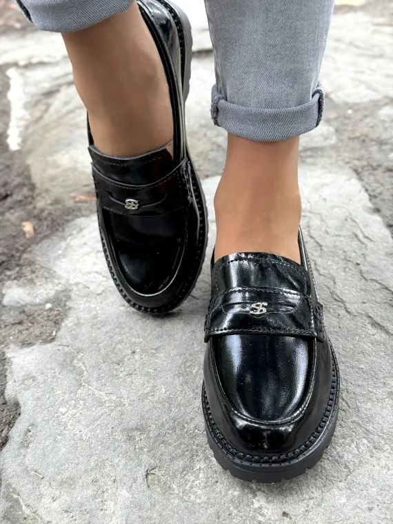 Eleganckie mokasyny z naturalnej skóry – komfort i styl na lata