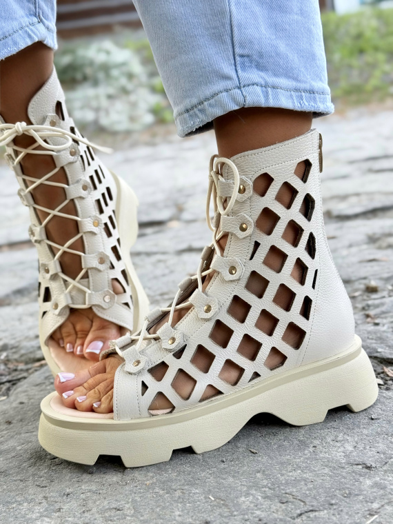 Naturalna Skóra, Wyjątkowy Styl – Botki OLEKSY Made in Poland