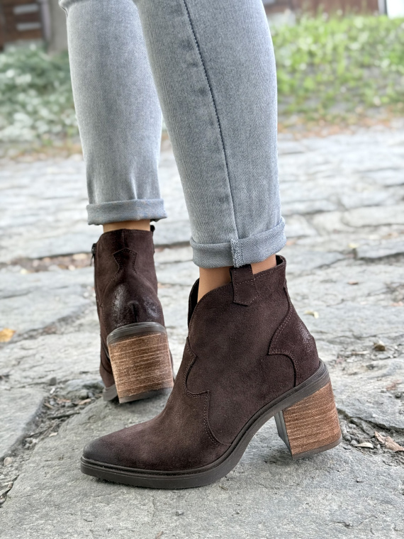 Polskie kowbojki ze skóry naturalnej od OLEKSY