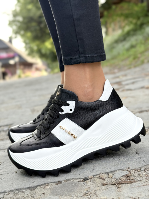 Sneakersy ze skóry naturalnej OLEKSY – polska produkcja