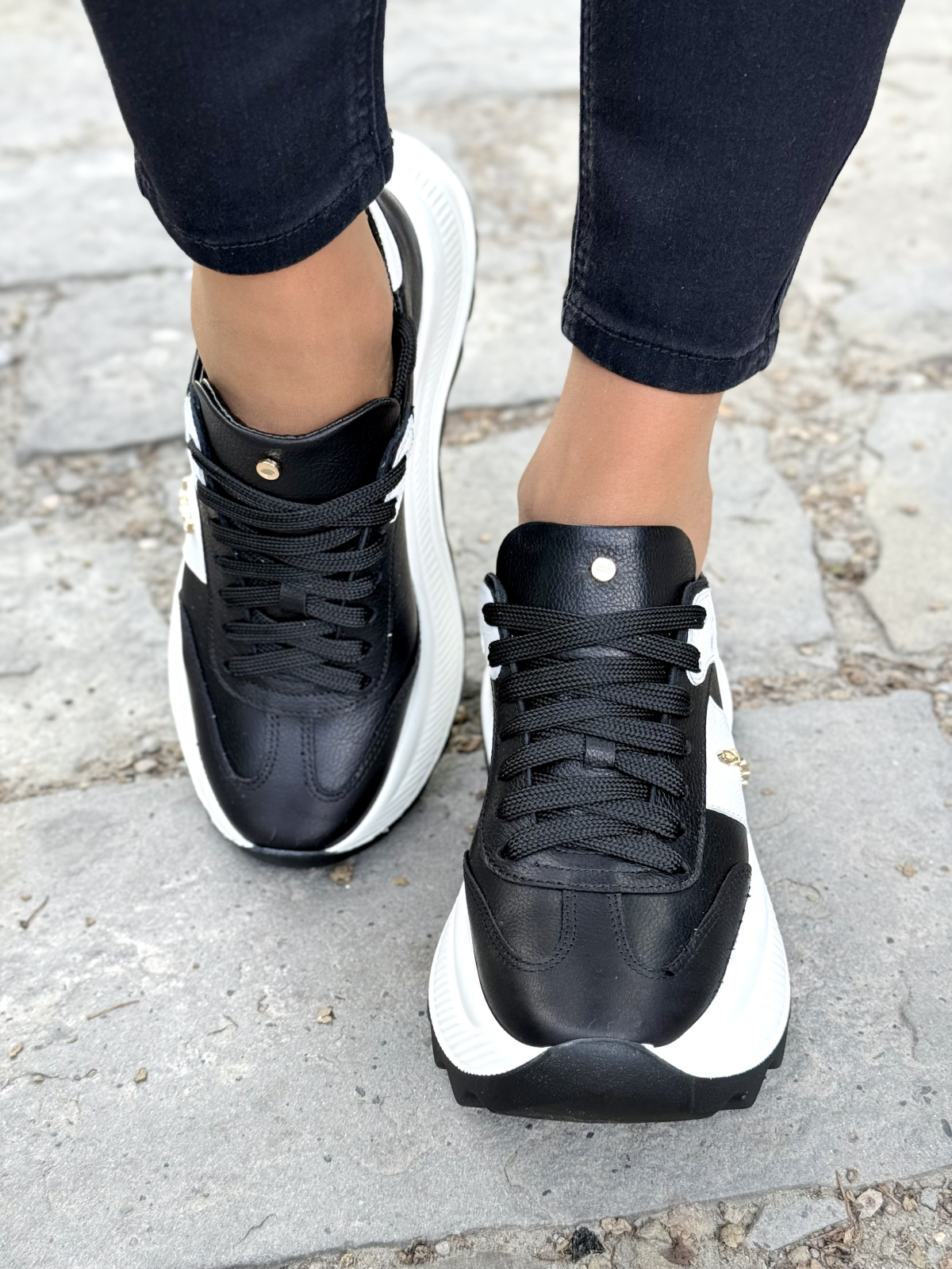 Sneakersy ze skóry naturalnej OLEKSY – polska produkcja