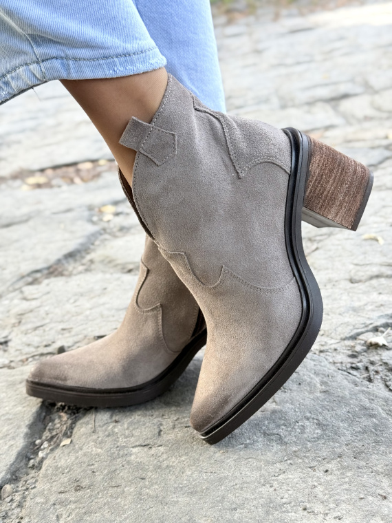 Stylowe i skórzane kowbojki – OLEKSY. Made in Poland.