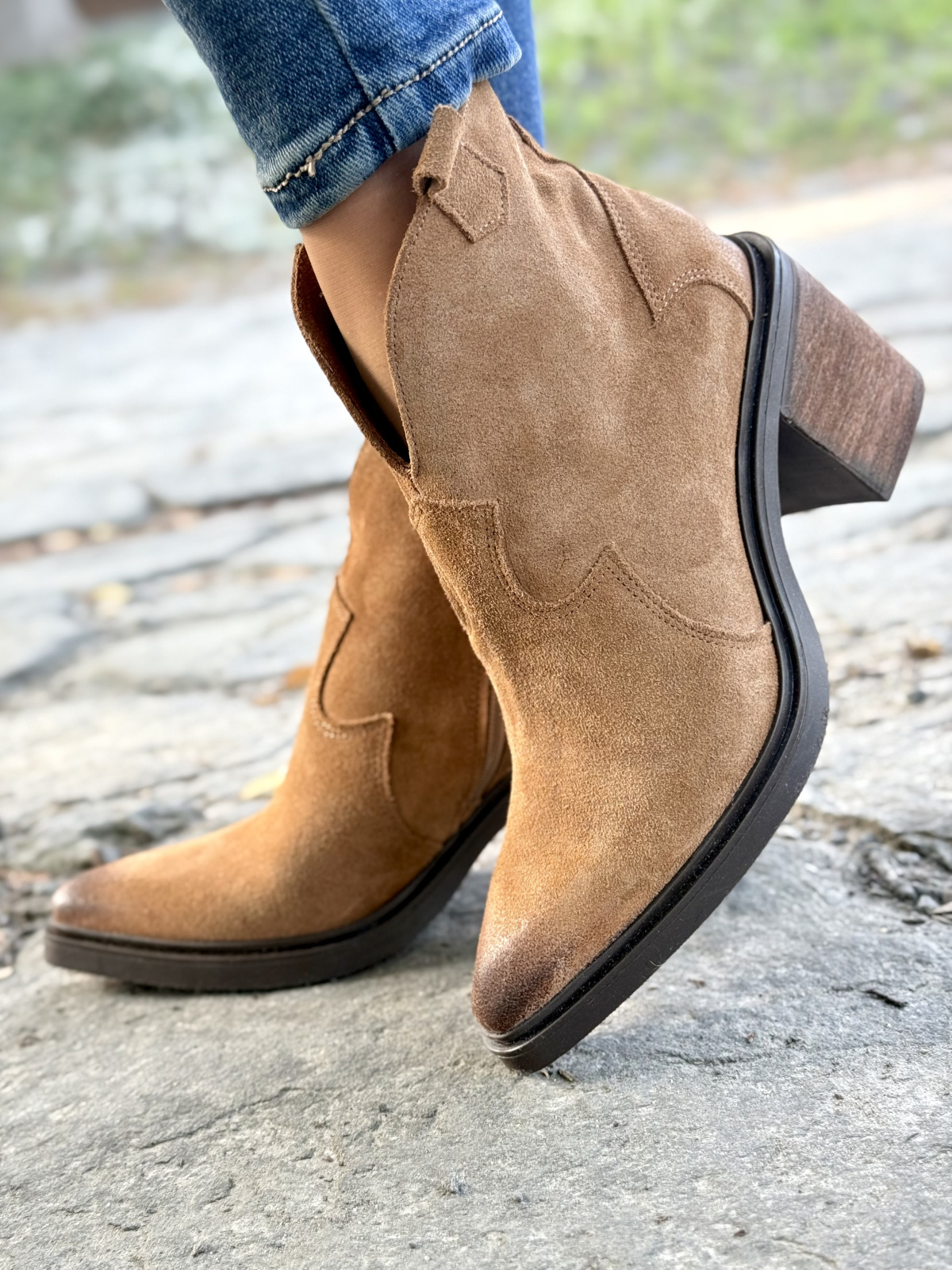 Polskie, skórzane, perfekcyjne – kowbojki OLEKSY