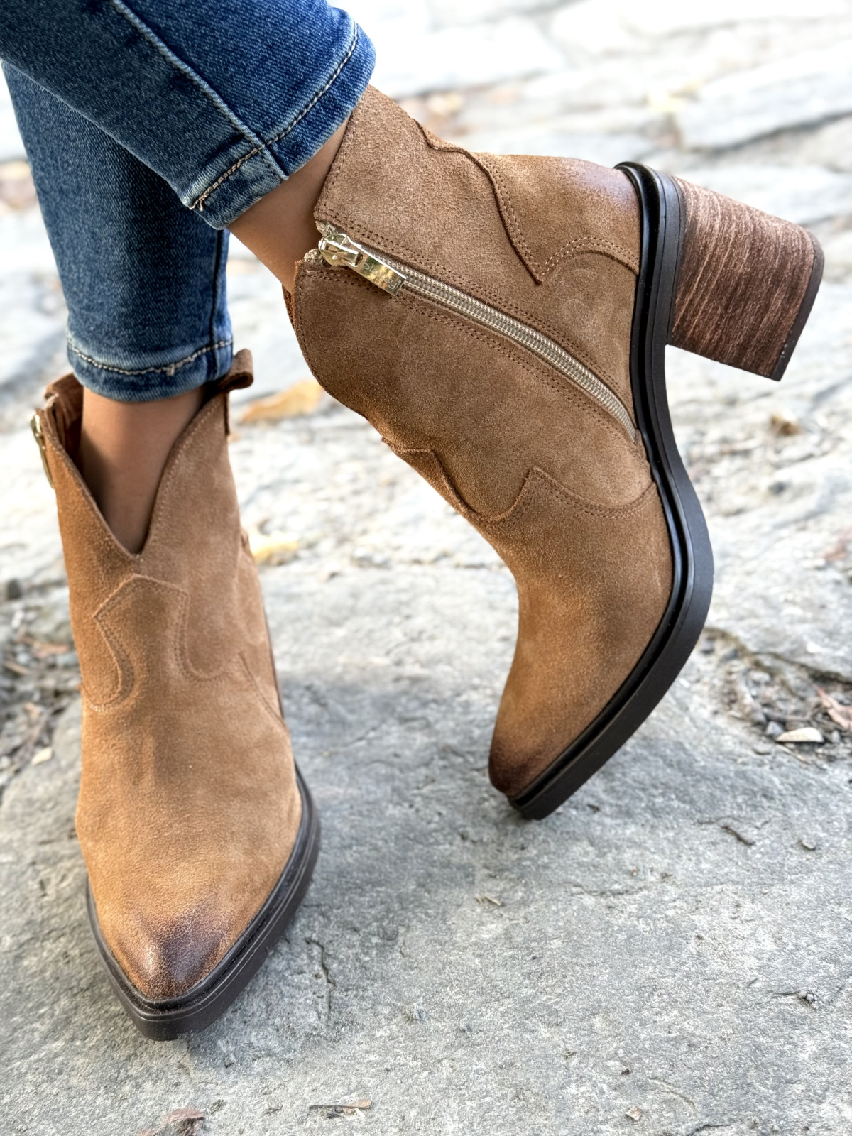 Polskie, skórzane, perfekcyjne – kowbojki OLEKSY