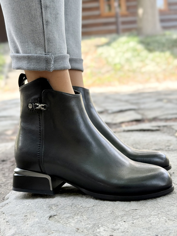 Botki z Naturalnej Skóry – Klasa i Komfort na Co Dzień