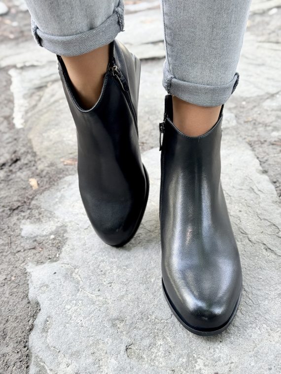 Botki z Naturalnej Skóry – Klasa i Komfort na Co Dzień